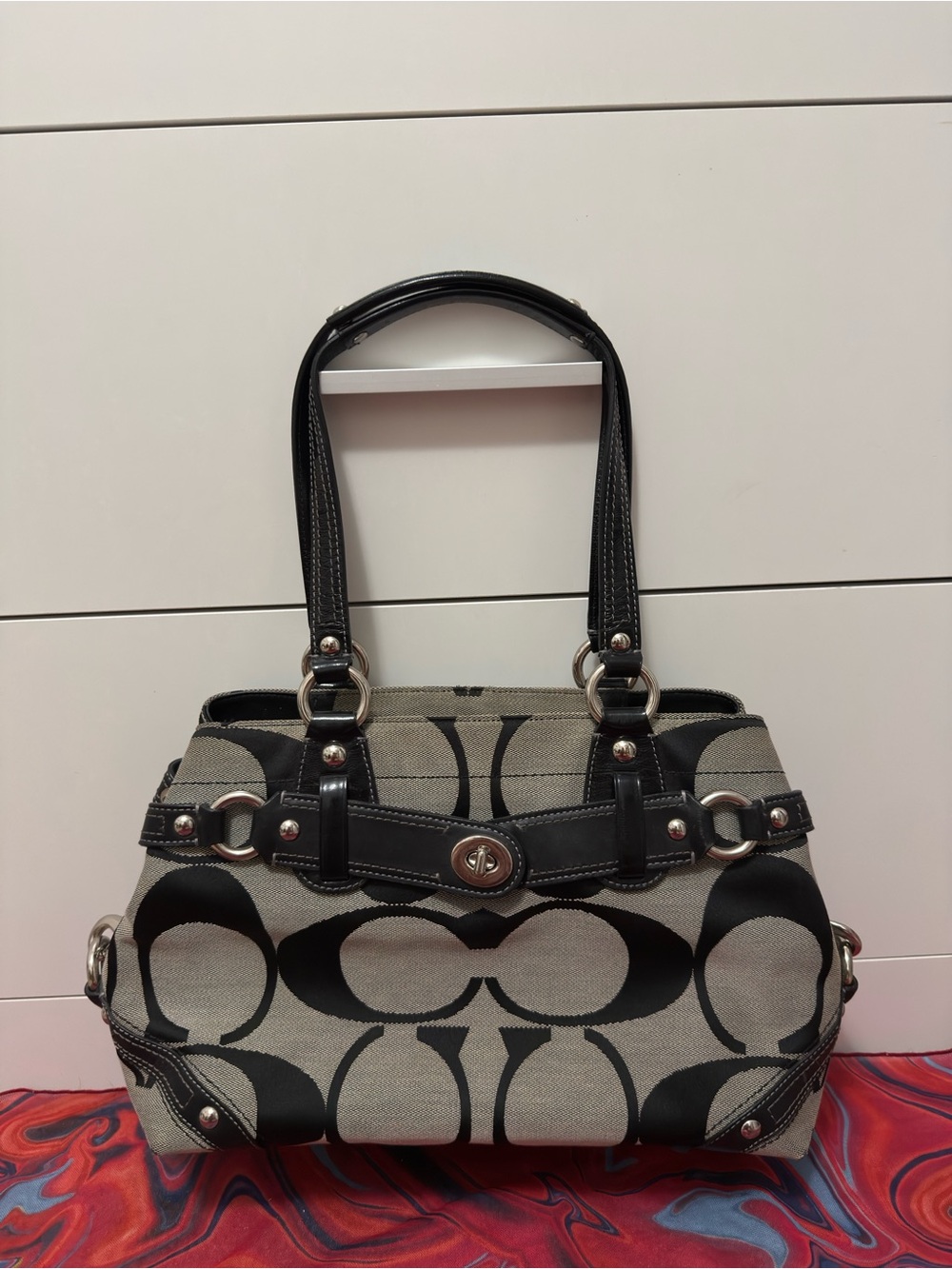 Vintage Y2K Coach Optic Signature Turnlock Satchel 🗝️